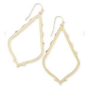 Kendra Scott Sophee Drop Earrings In Gold